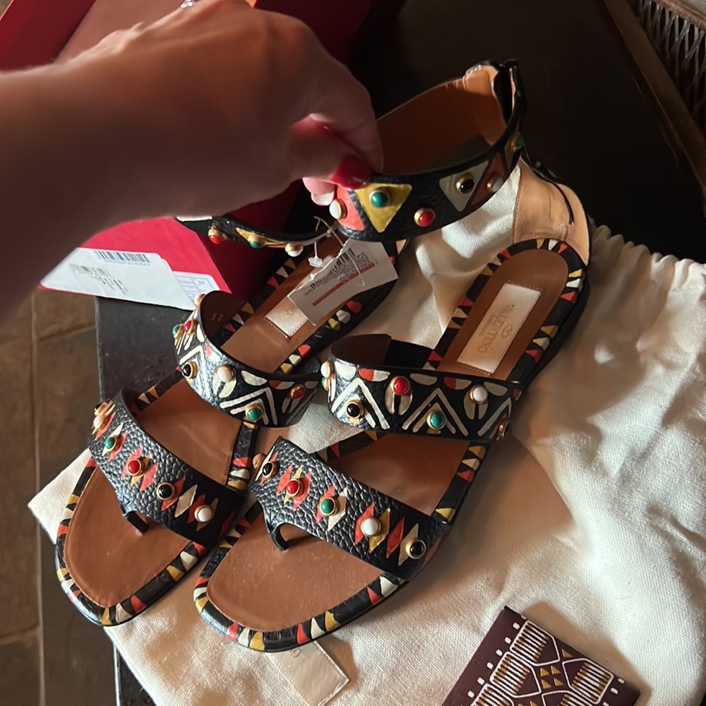Valentino Sandal NWT SUPER CUTE - Picture 3 of 14